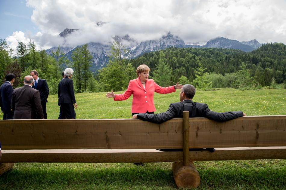 気候変動対策のもうひとつマイルストーン：メルケルとG7のリーダーたちは、エルマウ（ドイツ）で今世紀中の世界経済の脱炭素化にコミットすることを合意しました。Photo: © dpa Michael Kappeler.